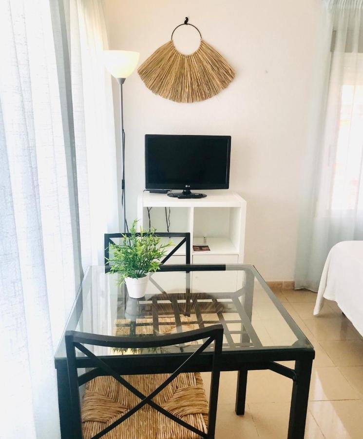 Apartamentos Ulia Benidorm Bagian luar foto