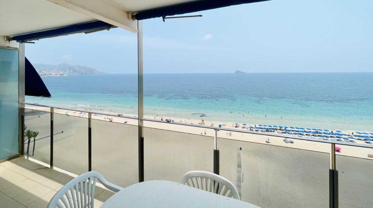 Apartamentos Ulia Benidorm Bagian luar foto