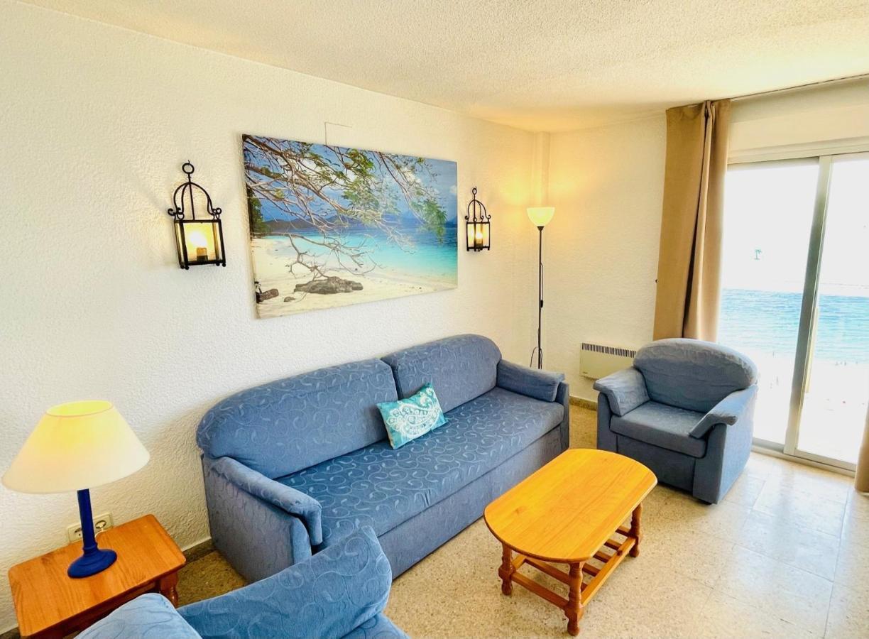 Apartamentos Ulia Benidorm Bagian luar foto