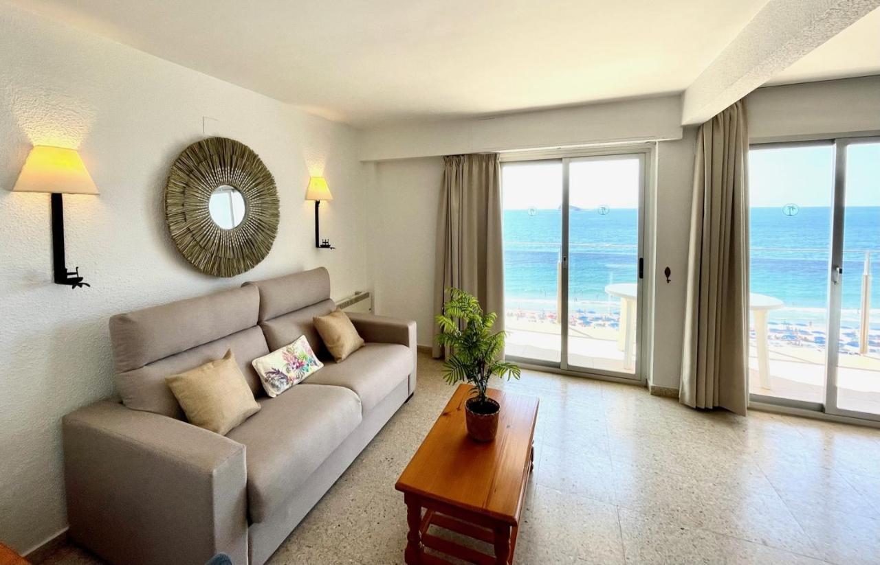 Apartamentos Ulia Benidorm Bagian luar foto